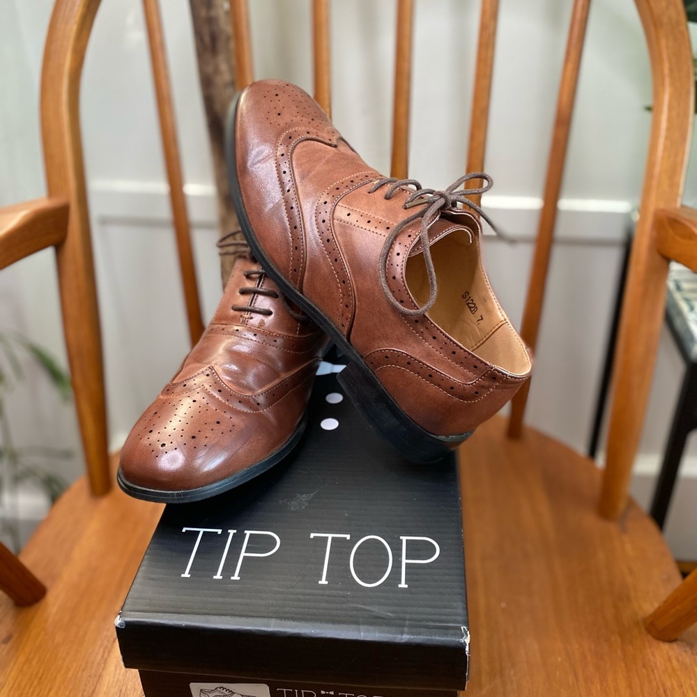 Brown Women's Oxford Dress Shoes